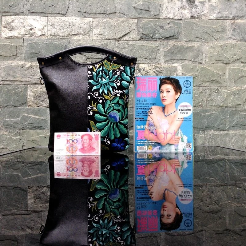 Женская сумка из натуральной кожи с вышитыми цветами винтажная мессенджер на