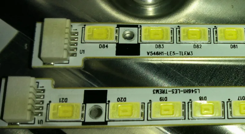 1-5 пар/лот V546H1-LE5-TLEM3 L546H1-LE5-TREM3 LMB-5500BM02 84 светодио дный 615 мм Подсветка полосы |