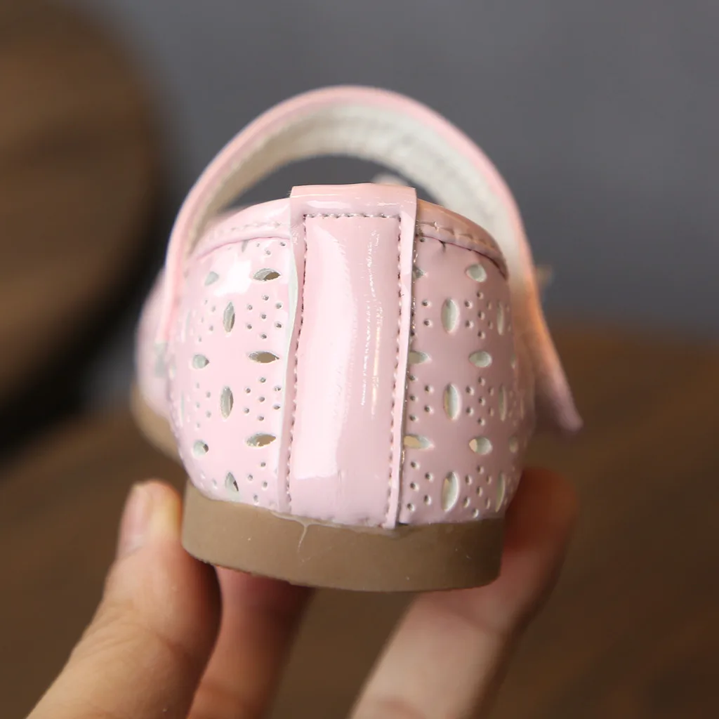 

SAGACE Little Girl Kids Flower Princess Crystal Hollow Out Sandals Casual Shoes Girls Baby Casual Flat Slip-on School Shoes