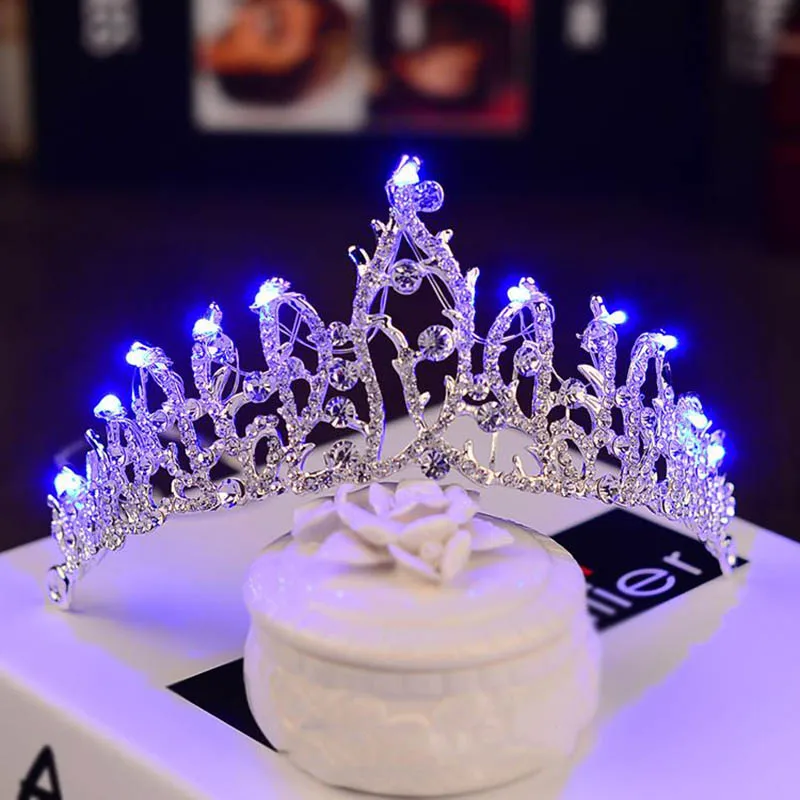 HG195 Blue Light Новинка, различные светящиеся диадемы, короны для птиц, синий светильник светодиодный, корона для женщин, вечерние, свадебные украшения для волос, Хрустальная тиара - Окраска металла: HG195 Blue Light