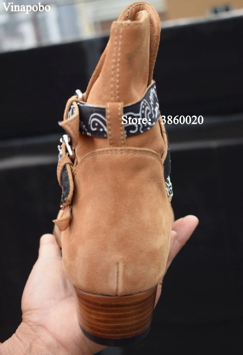 Черные кожаные ботинки челси мужские замша сапоги с острым носком и с пряжкой; повседневная обувь; короткие ботинки с металлическими Щепка цепи вечерние мужские ботинки Sapatos Muje