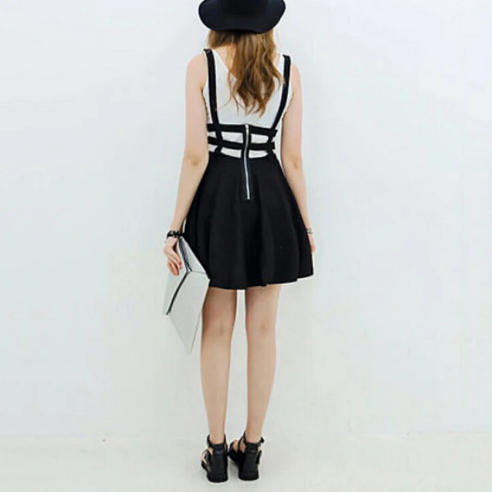 Милая женская юбка на подтяжках летняя плиссированная с оборками и короткими