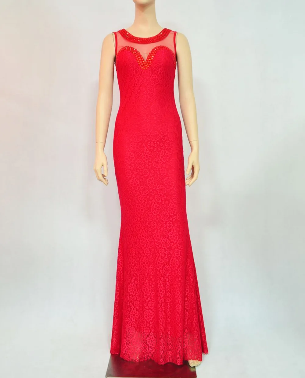 Красные цветочные кружева и прозрачные сетчатые бусины бриллианты без рукавов