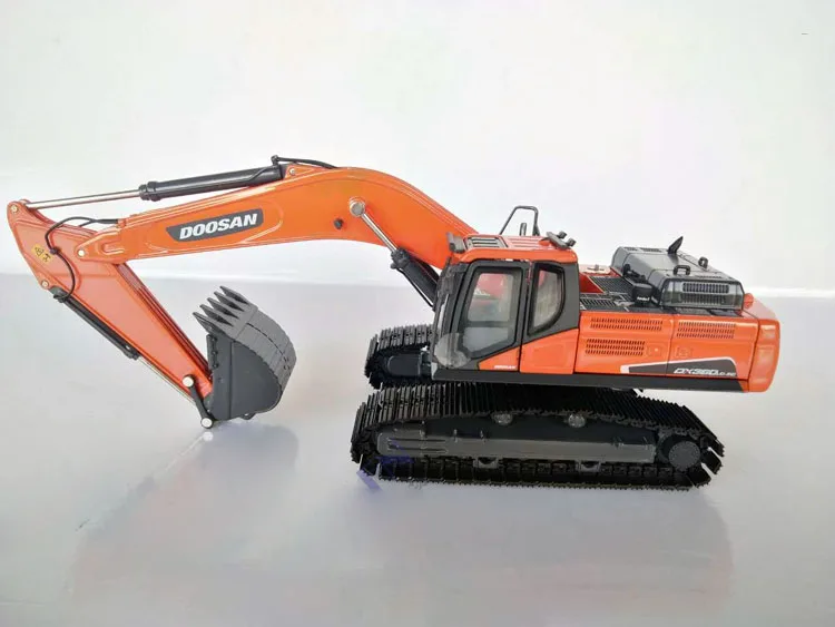 1:50 DOOSAN DX380LC-9C экскаватор игрушка