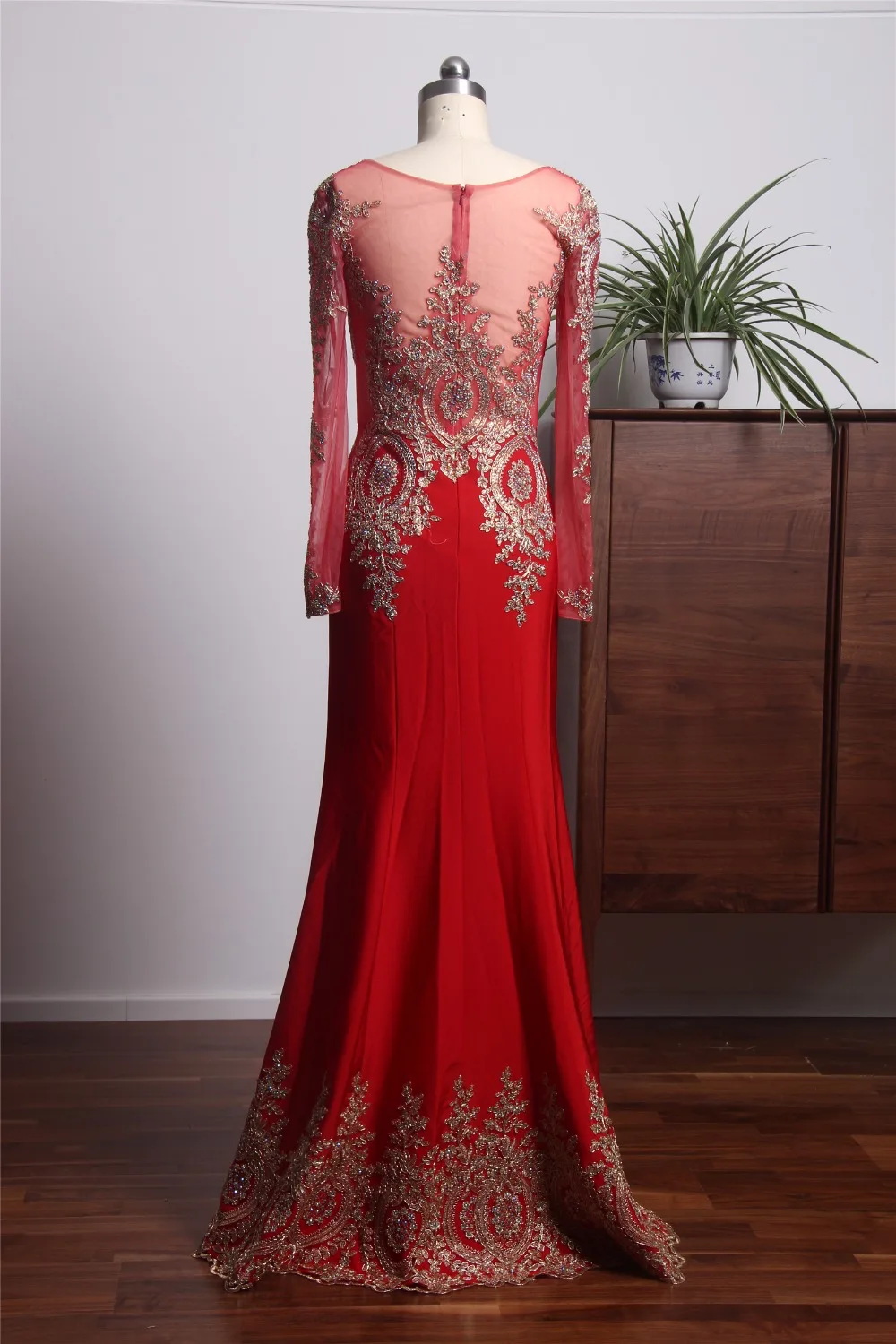 Женское вечернее платье-русалка красное платье с длинным рукавом и аппликацией