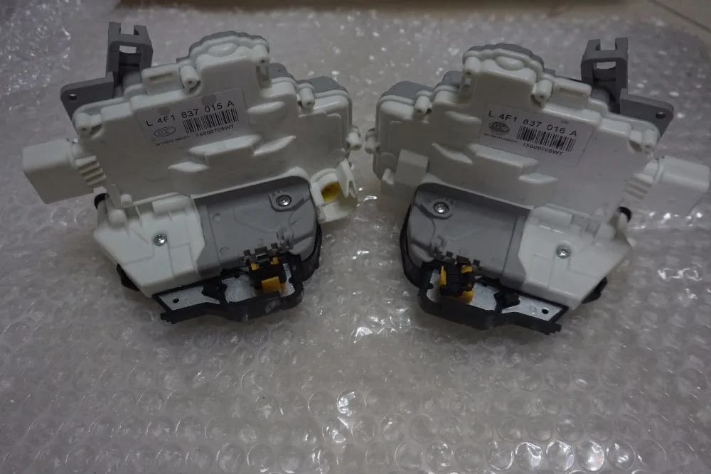 Бесплатная доставка 2 шт. для пары передний привод защелки дверного замка audi A3 8P