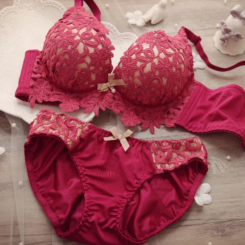 BEFORW сексуальный бюстгальтер с вышивкой комплект Беспроводной нижнее белье Для