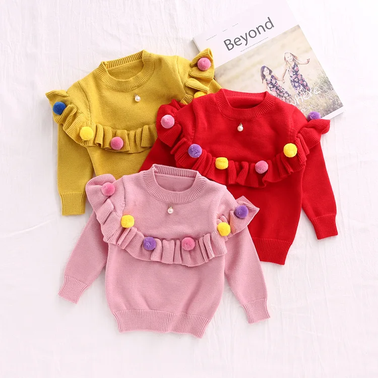 2017 г. Осенне зимний милый цветной вязаный свитер с помпонами для маленьких