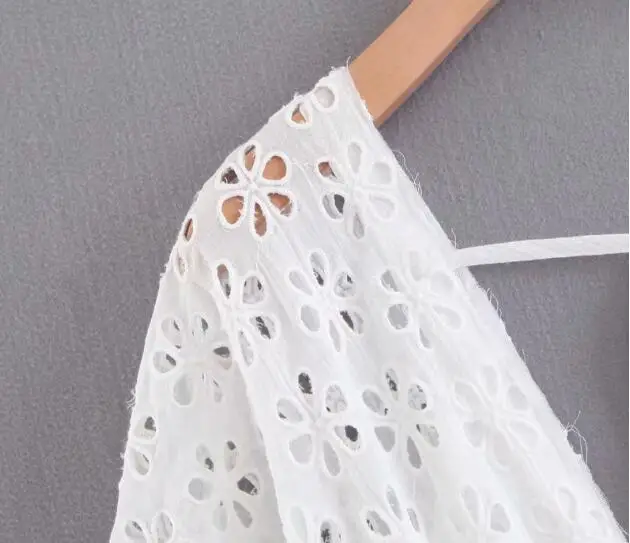 Богемный глубоким v образным вырезом Вышивка выдалбливают отверстие платье