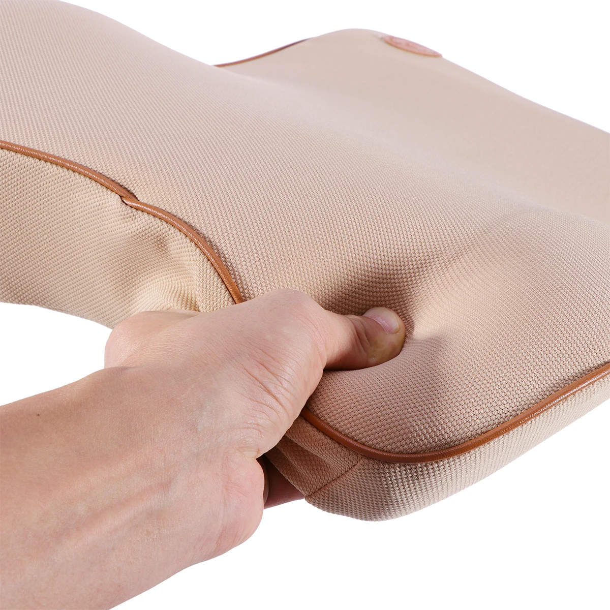 Автомобильная подушка для шеи космическая пеноткань с памятью чехлы на