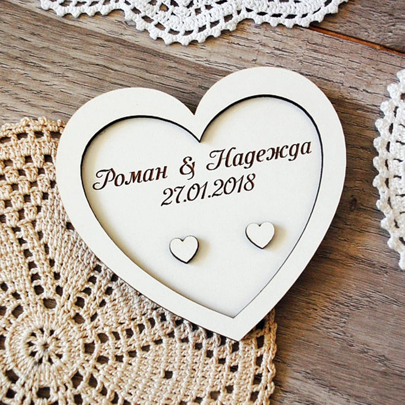 Деревянные кольца держатели в форме сердца персонализированные обручальные