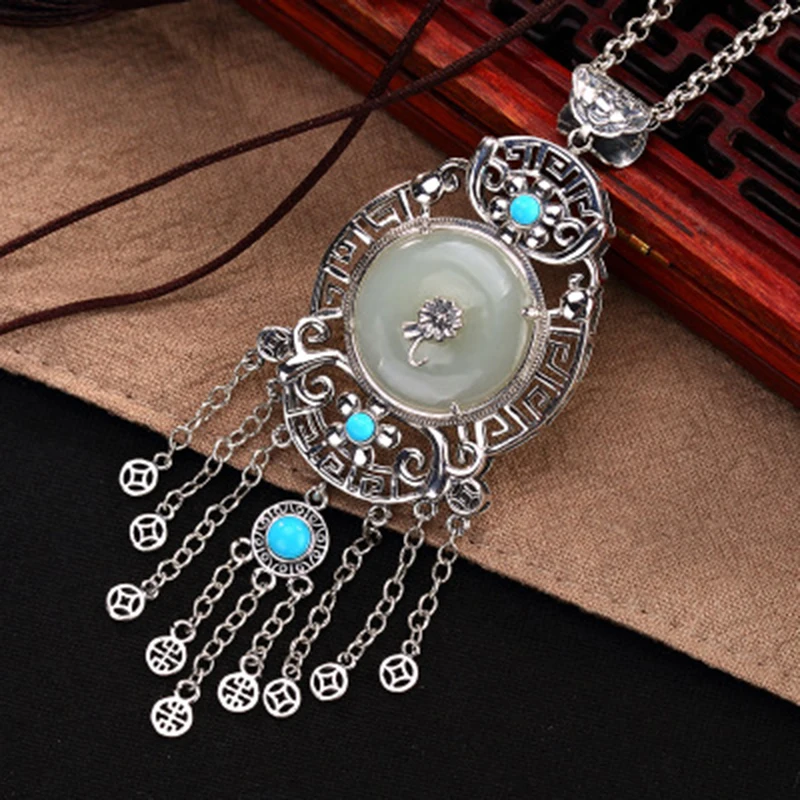 Витнаж амулет большой кулон с кисточкой для свитера цепи натуральные нефриты и