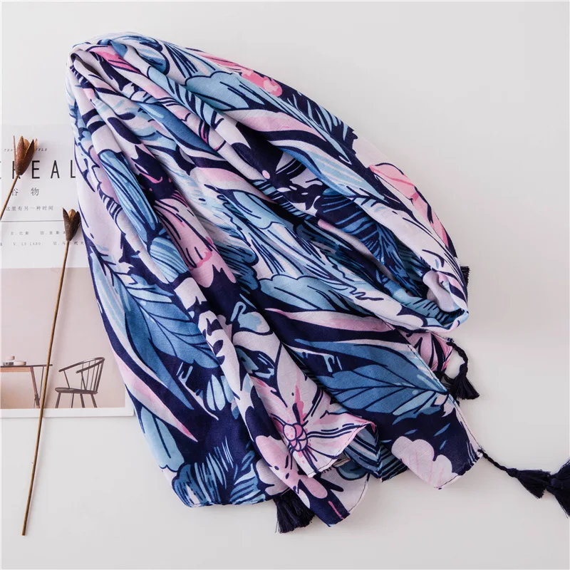 

2018 New Winter Scarf Scarves for Women Luxury Brand Pashmina Poncho Floral Scarf Wrap Cotton Women Bandana Muslim Hijab Shawl