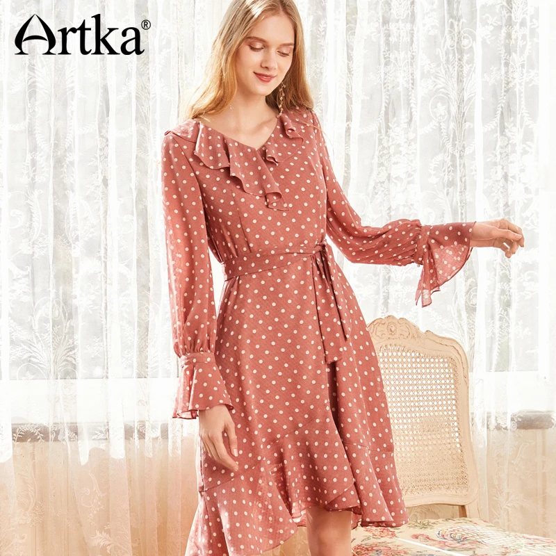 Artka летом 2018 Новый Бабочка рукавом v образным вырезом Нерегулярные тонкая талия