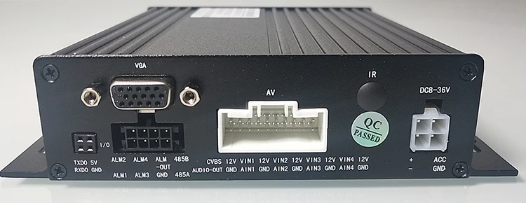 AHD 4CH sd-карта Мобильный DVR такси местная видео система мониторинга поддержка 4 каналов hd 960P Автомобильная камера одновременно вход и выход