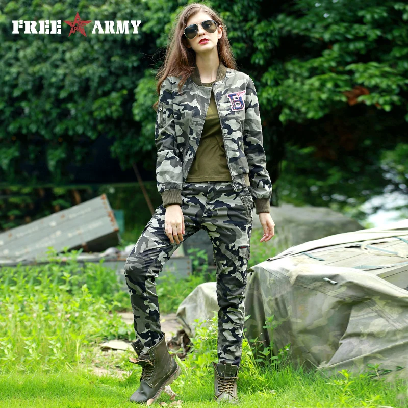 Свободная армейская женская серая камуфляжная куртка осенняя 2018 короткая на