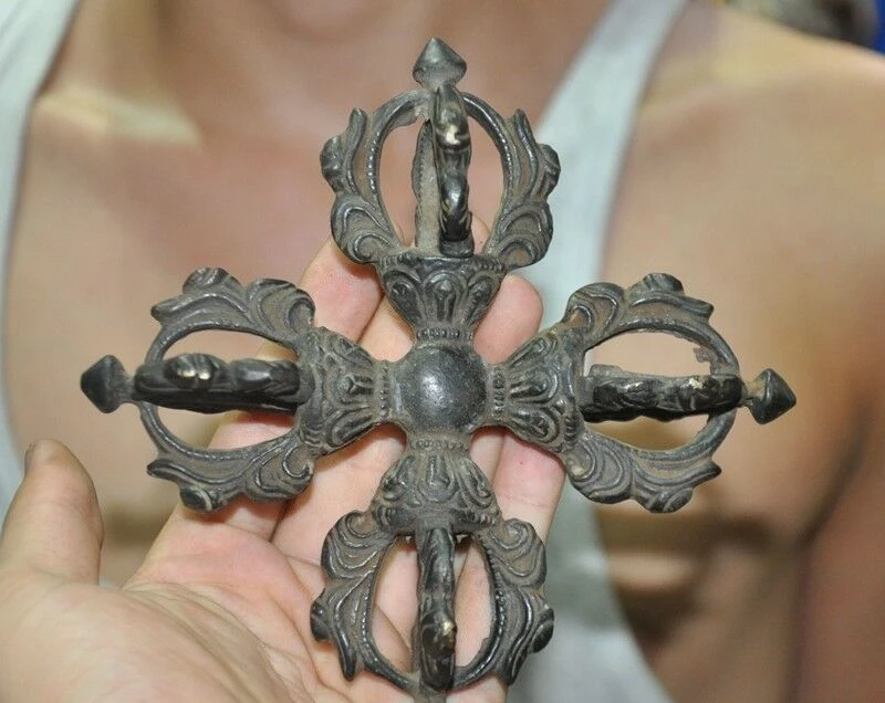 Старый тибетский буддизм бронзовый Phurpa Dorje Pestle Vajra Talismans FaQi|Статуи и скульптуры| |