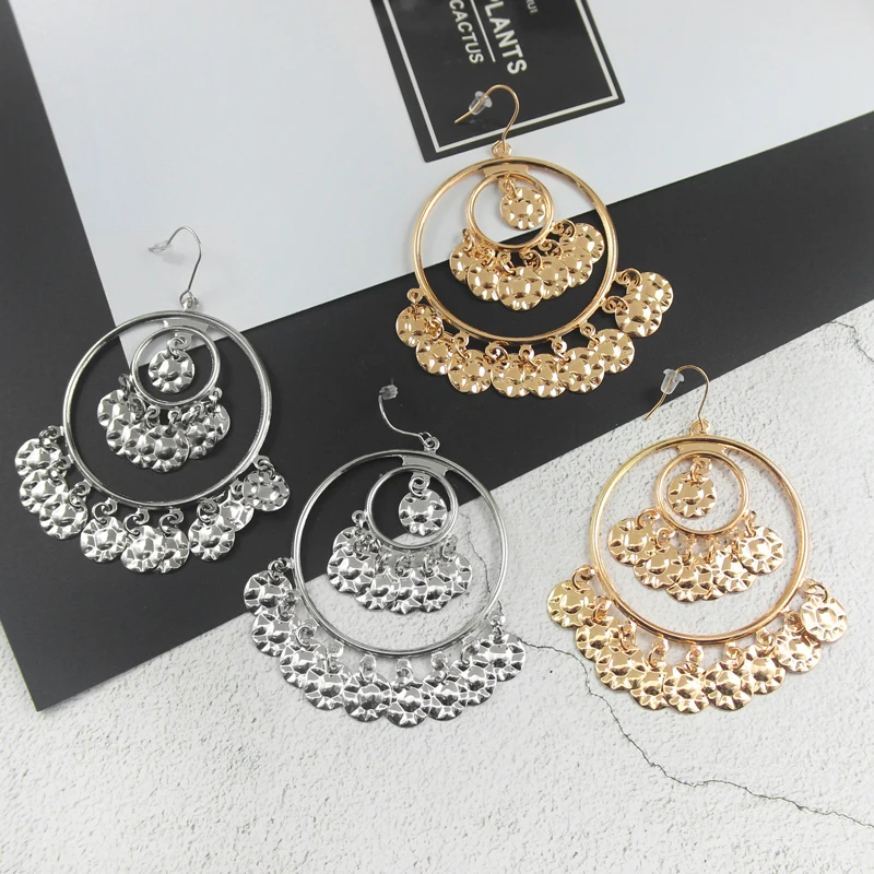 Женские круглые серьги с блестками волнистые кольца круглой подвеской