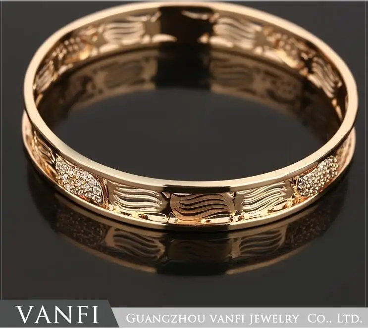 

New Style Vintage Design Bracelets Gift Austrian Crystal Bangles Champagne Gold Cuff For Women Gift