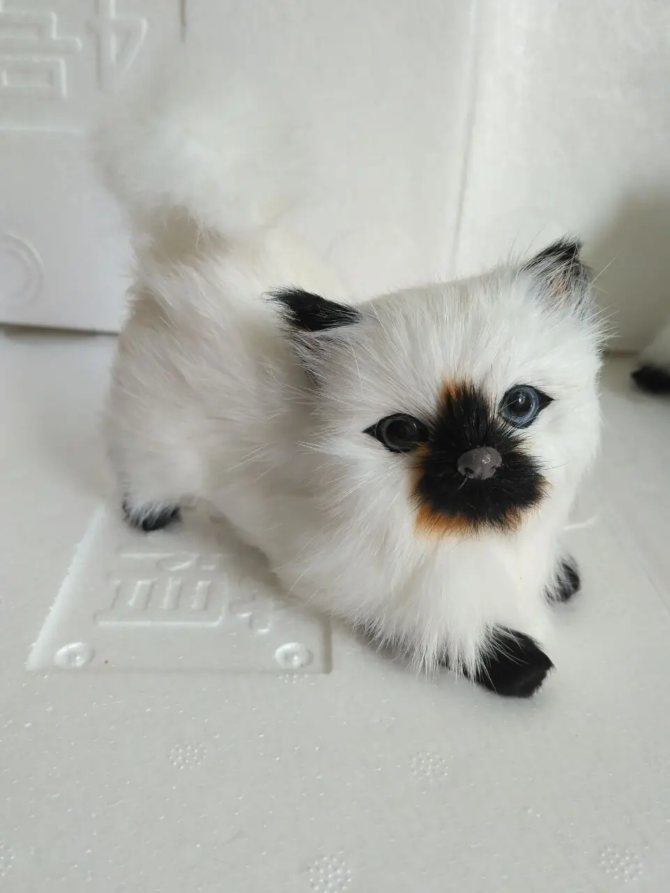 12x5x10 см белая модель кошки с черным горлышком, полиэтиленовые и меховые статуэтки ручной работы и миниатюрные декоративные игрушки a2360