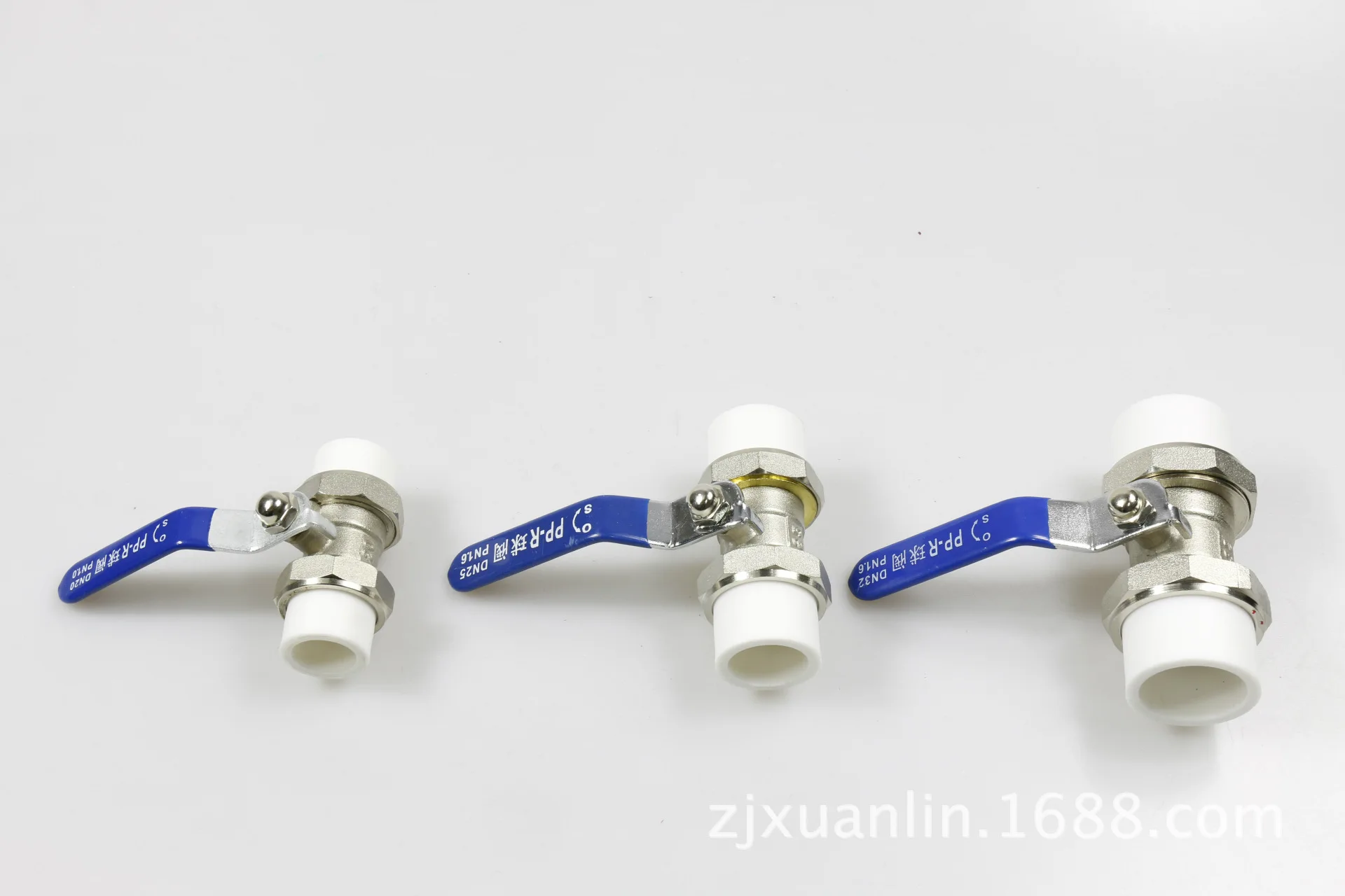 Yuhuan производители поставляют полипропиленовый двойной живой шаровой клапан горячего расплава фитинги трубы качество латунь металлический шар клапан доступный