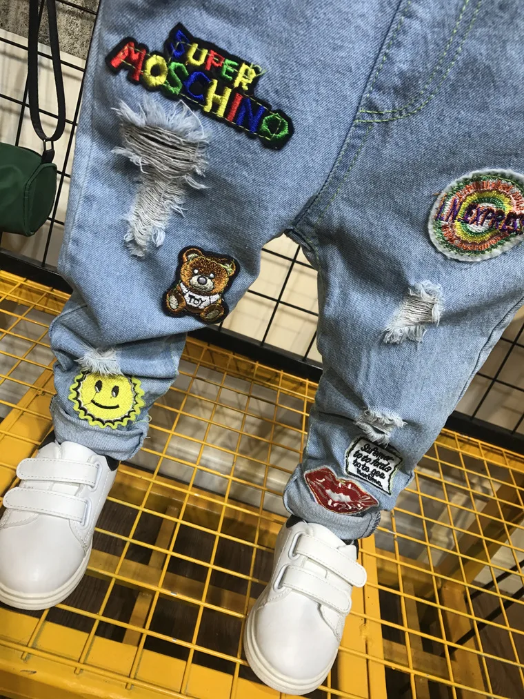 Джинсы WLG для мальчиков Детские демисезонные рваные джинсы в стиле пэчворк с