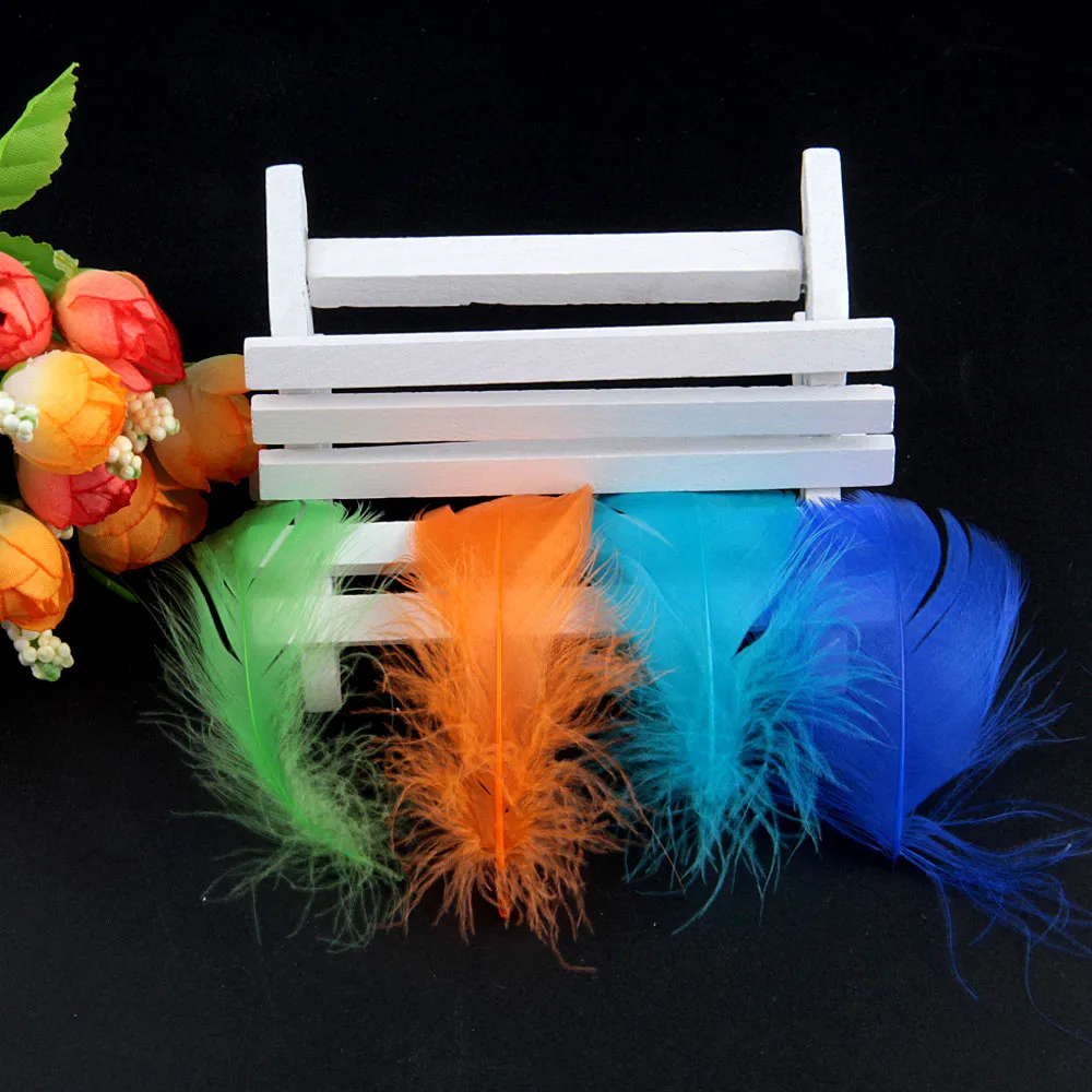 

Natural Feathers Small Floating Goose Feather Colourful Feathers Plume for Decoration Plumes Craft 4-8cm 1-2 Inch 100 Pcs/Lot