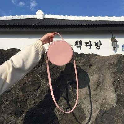 Новые женские круглые Сумки из искусственной кожи женская сумка мессенджер ярко
