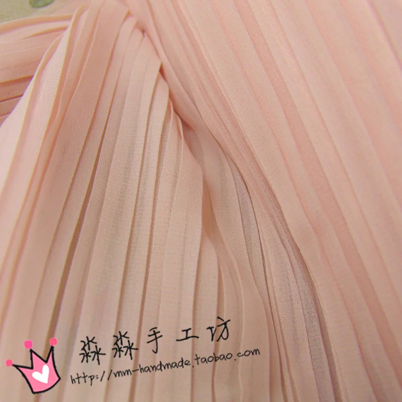 1psc Clothing clearance material Small and pure and fresh meat pink organ pleated crinkle chiffon dress bust of the dress fabric