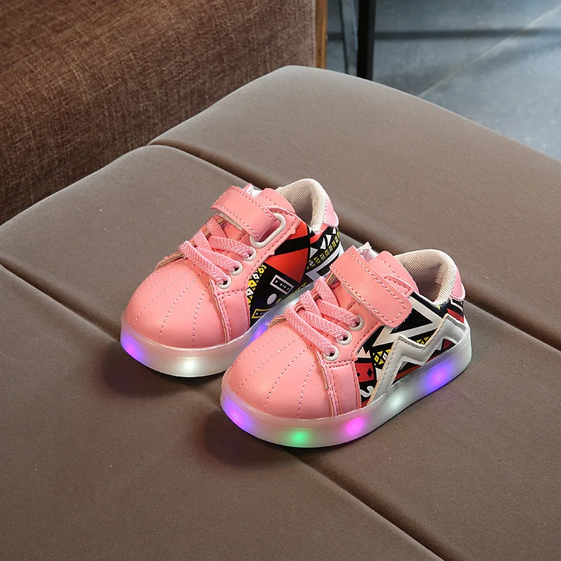 2017 модная обувь с подсветкой дышащие Повседневные детские кроссовки рисунком