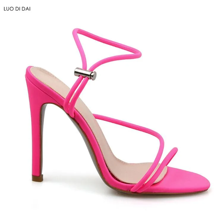 Женские босоножки с ремешком на щиколотке сандалии-гладиаторы тонком каблуке