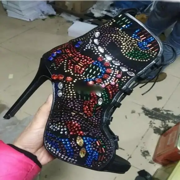 2019 Hot Selling Colorful Crystal Embellished Ankle Boots Peep Toe Lace-up Short Bootie Coverd Heels Multi Color Beads | Обувь