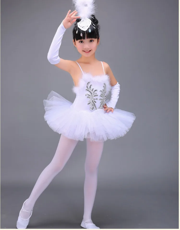 

Детское балетное платье-пачка с изображением лебедя и озера