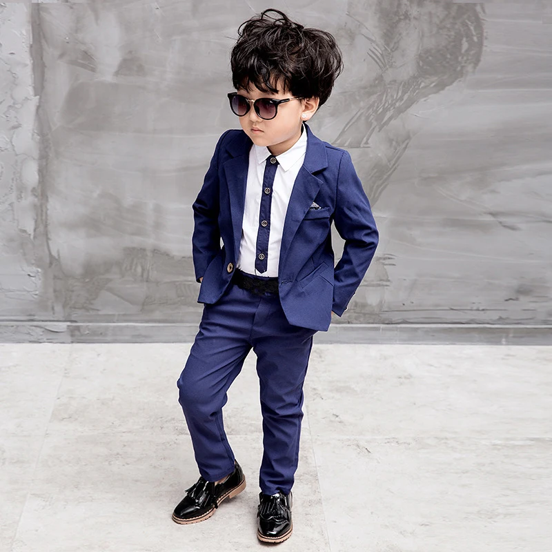 2pcs blue suit Костюмы для маленьких мальчиков; костюм для мальчиков; коллекция года; сезон осень; однобортные Детские блейзеры; костюм для мальчиков; официальная одежда для свадьбы; хлопковая одежда для детей - Цвет: 2pcs blue suit