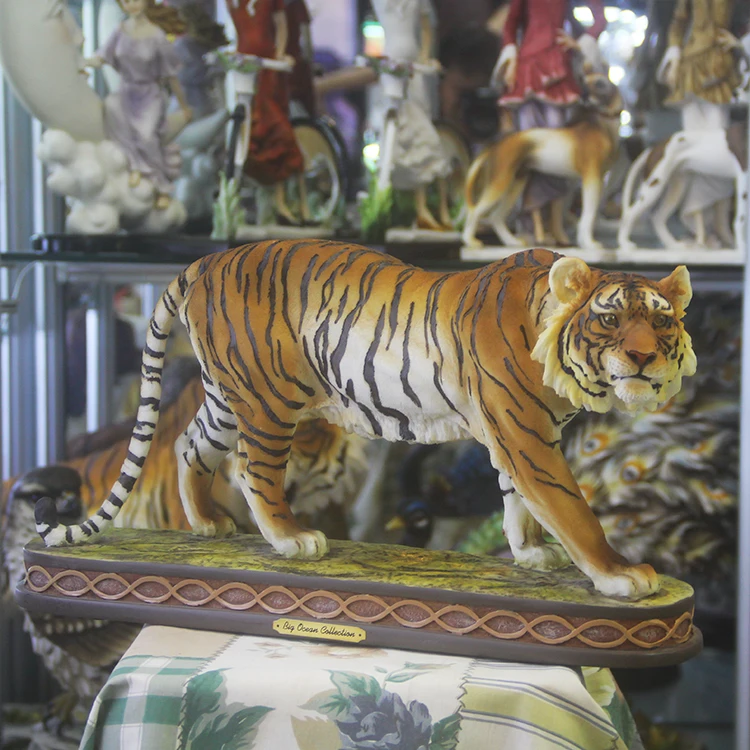 Ручная гравировальная работа украшения в виде зодиакального тигра из смолы lucky