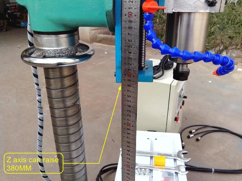 LY CNC 3040 1500 Вт вертикальный 3 осевой фрезерный станок с линейным направляющим мини
