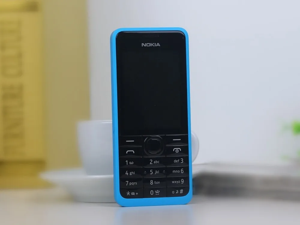 Nokia 301 разблокированный WCDMA 2," две sim-карты 3.2MP QWERTY клавиатура Восстановленный мобильный телефон