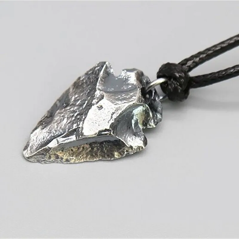 Кулон Мужской из серебра 925 пробы с треугольной стрелой | Украшения и аксессуары