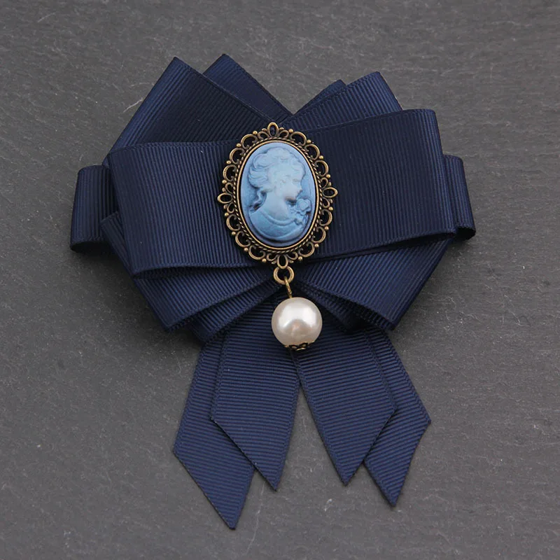 Dark Blue Винтажная королева Камея Бабочка Броши для женщин черная лента жемчужная брошь штифты корсажа женские броши аксессуары для платья пальто - Окраска металла: Dark Blue