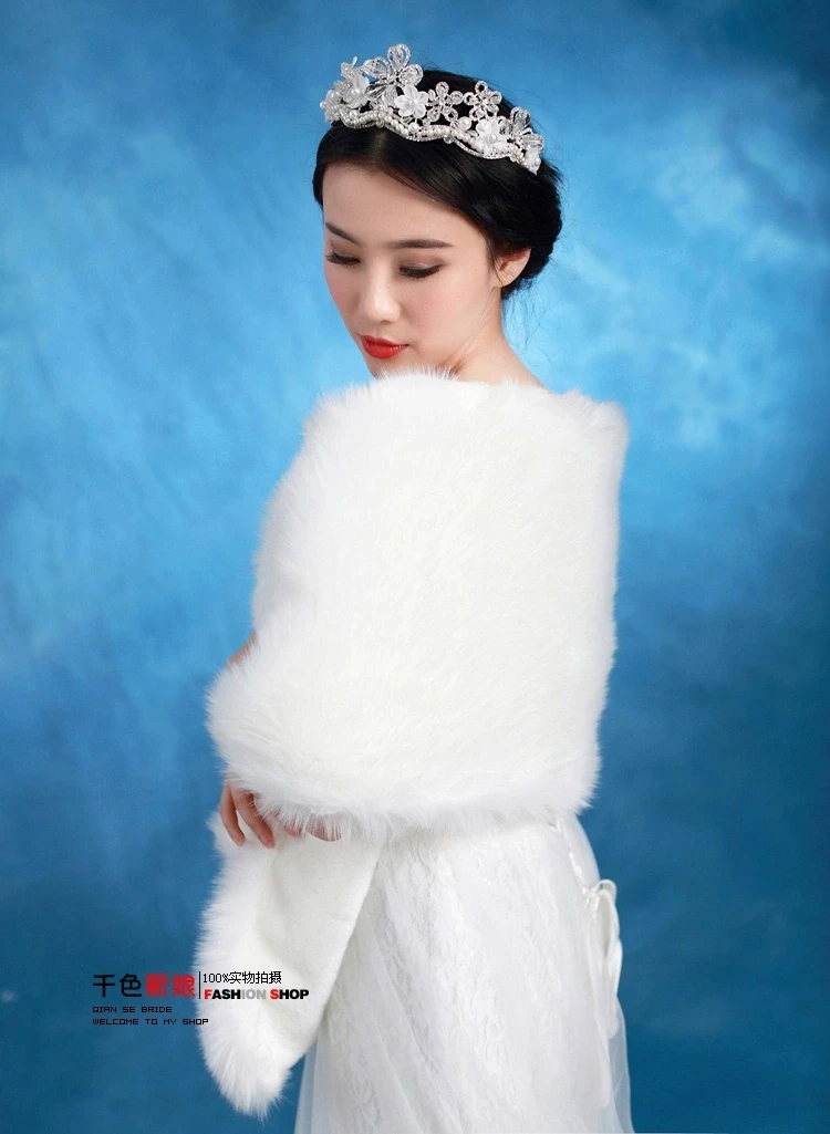 

Hot ! Free Shipping 2015 New Arrival Urged Wrap Bride Formal Dress Winter Cape Bride Fur Shawl Wedding Jackets Wrap OJ00164