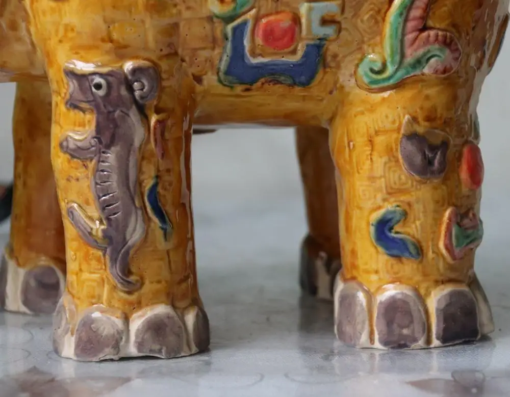 China Handwork WuCai Porcelain Pottery Lucky Auspicious Peace Elephant Statue | Дом и сад