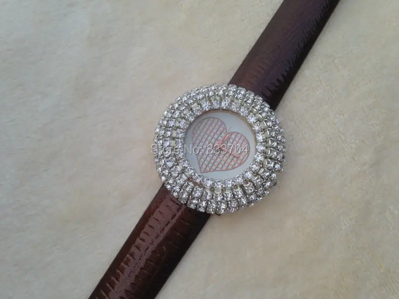 Новое поступление 2015 роскошные женские кварцевые часы со стразами повседневные