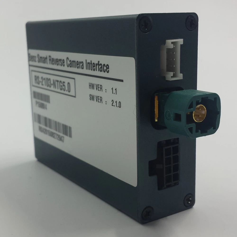 В комплект входит бесплатная автомобильная видеокамера с дополнительным