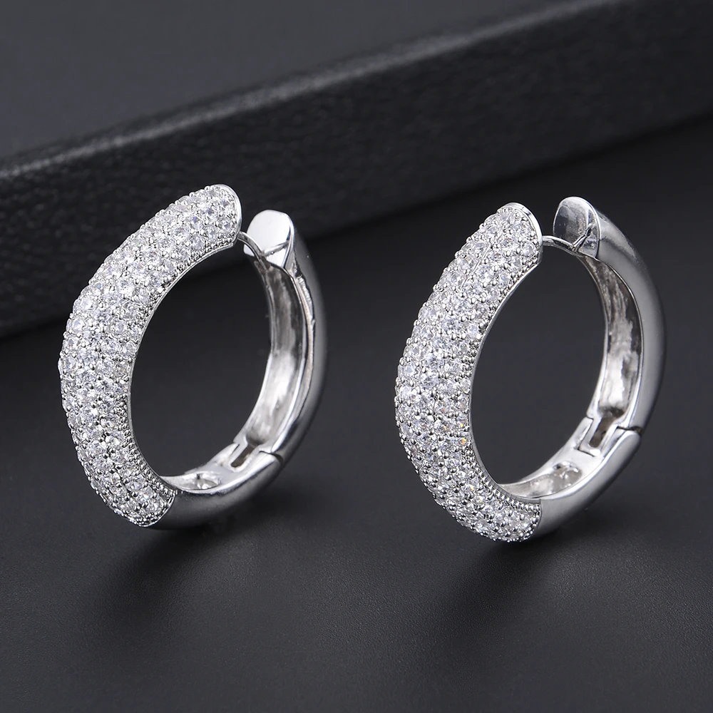 Женские серьги кольца с фианитом модные геометрические круглой формы аксессуары