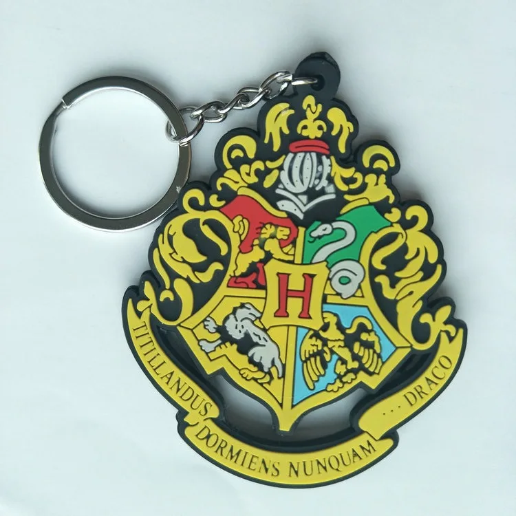 Фильм Волшебная Школа Гриффиндор ПВХ брелок Слизерин Ravenclaw модные персонализированные подвесные брелоки porte clefs сувенир подарки