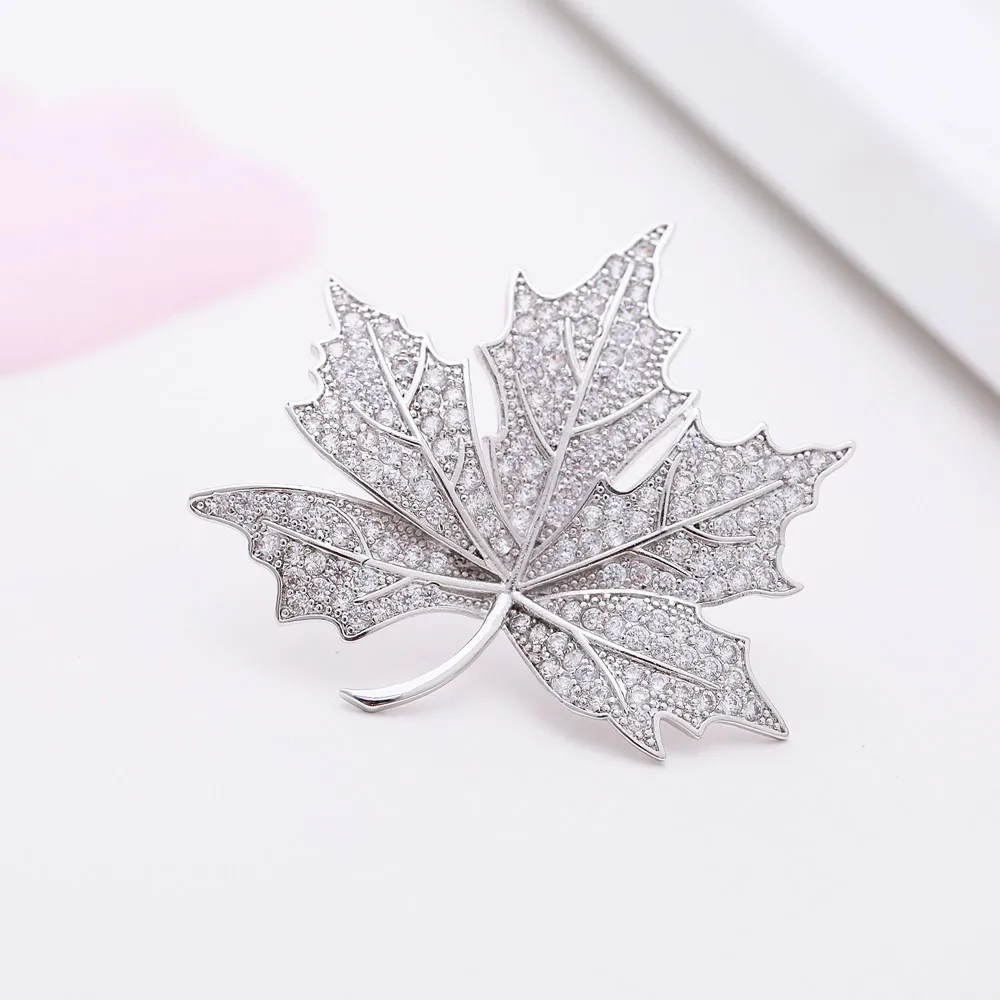 Queen Jewelry CZ Canadian Maple Leaf Brooches and Pins Silver Tone Micro Pave Victorian Style Vintage Broach for Mother | Украшения и