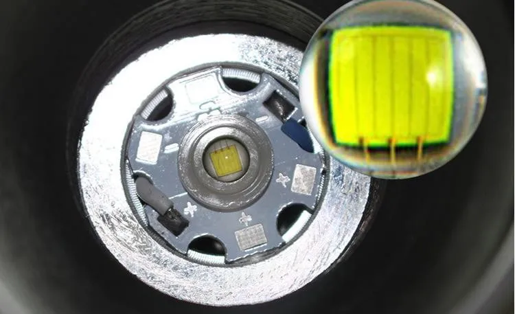 Зум светодиодный фонарик 1000 люмен 10 W CREE T6 Масштабируемые Факел автомобиля Зарядное устройство Перезаряжаемые дальний Olight Водонепроницаемый факел Лидер продаж