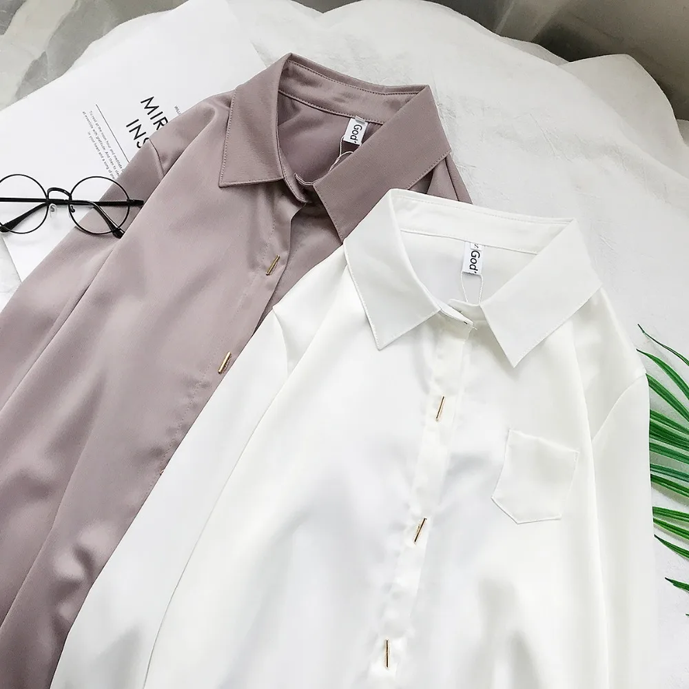 Женская однотонная офисная блузка на пуговицах с длинным рукавом и отложным