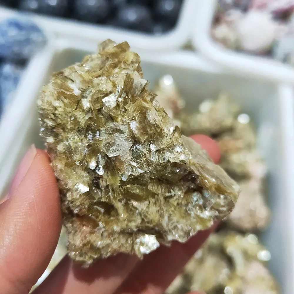 

95g Natural Golden mica Crystal Rough Stone Specimen Healing