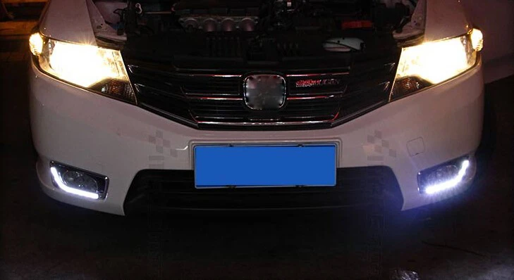 BINGWINS автомобиля DRL комплект для Honda CITY 2012 2013 светодио дный днем ходовые огни бар сигнал поворота туман авто лампы автомобильной daylight 12 v